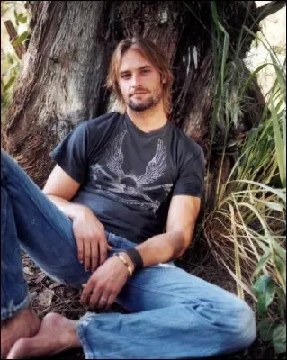 -Josh-Holloway.webp