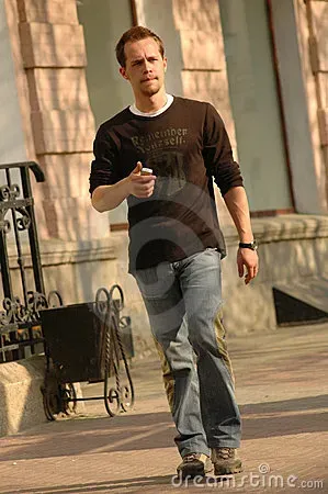 1181411194A7DjjW.webp