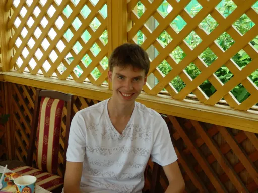 FY9ml47CUsQ.webp