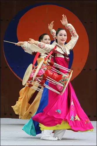 Traditions.webp