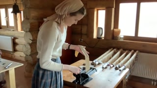 Чем_занимаются_девственницы_в_слободе_Германа_Стерлигова.mp4